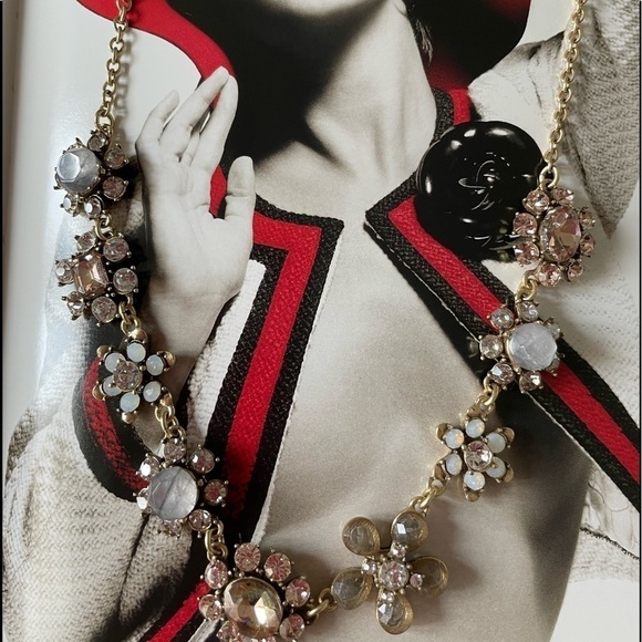 New - LOFT statement necklace - Picture 3 of 4